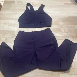 Lululemon set top and bottom size 4 XS like new